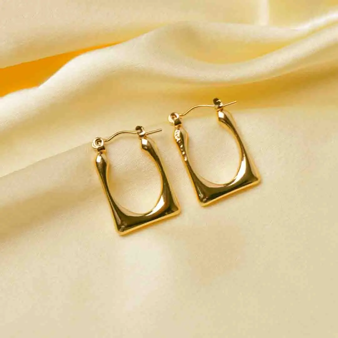 419-Th.webp Golden Rectangular Hoops - Image 1